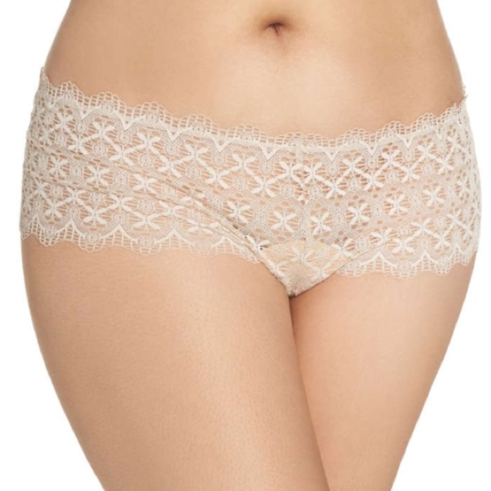 EXQUISITE Only Hearts Lace Thong!